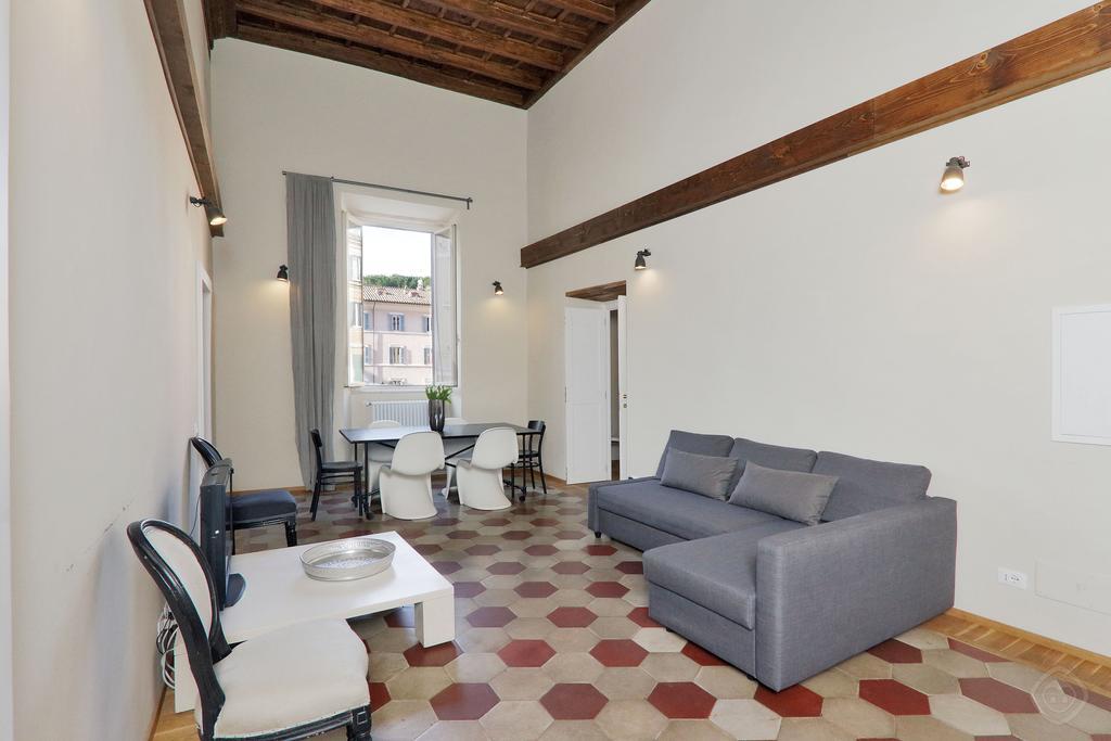 Trastevere Design Apartment Rome Room photo